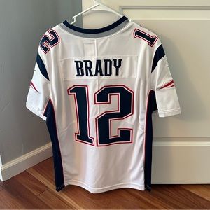 New England Patriots Tom Brady NFL Football Jersey men’s Large stitched